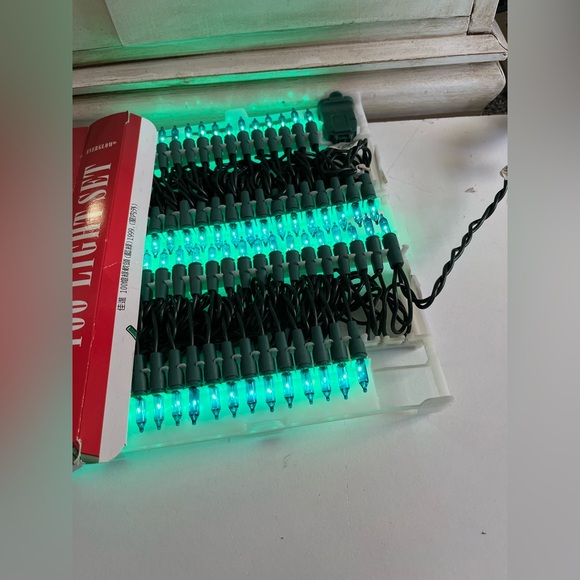 New Vintage box of Everglow Extend-A-Lights Christmas lights Turquoise 100 Party - Picture 2 of 4